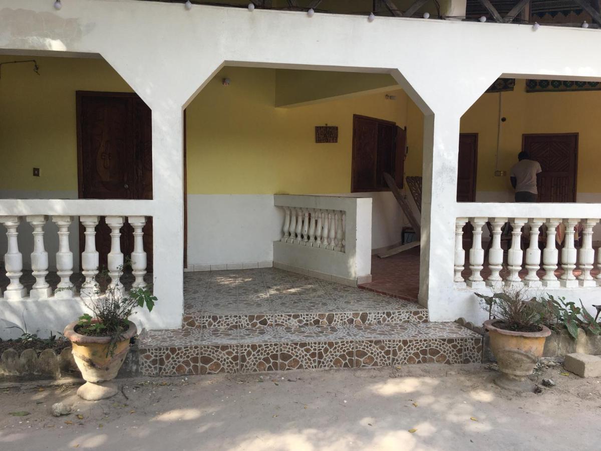 Karamba Lodge Kafountine المظهر الخارجي الصورة